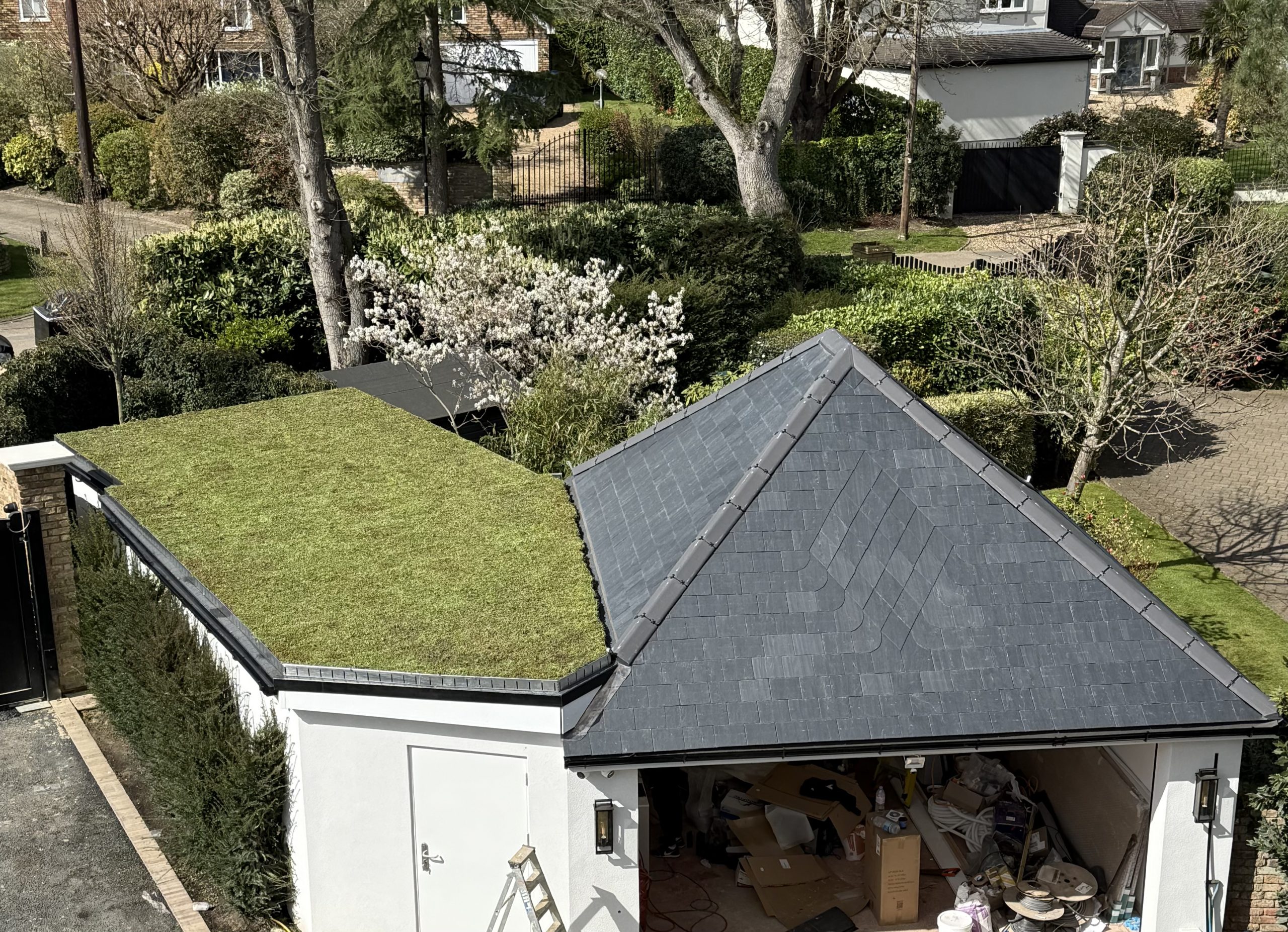 Page Roofing Surrey Limited – Pitch